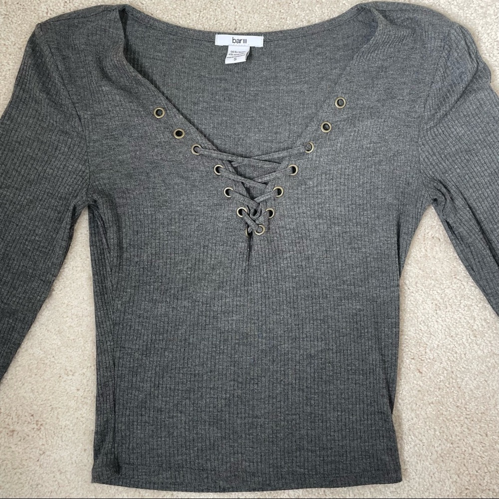 Bar III lace up top
